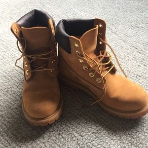 TIMBERLAND BOOTS